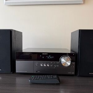 Sony Mini Stereo System with Matched Speakers - Black and Silver